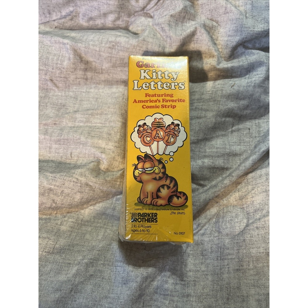 VINTAGE 1983 Garfield Kitty Letters Sealed Game Pickup Sticks Spellers